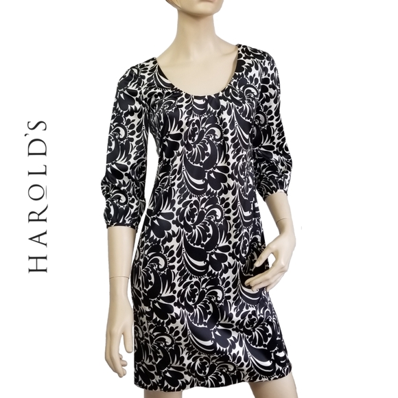 Harold's Dresses & Skirts - Harold's Stretch Satin Dress